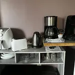 L'etoile De *
